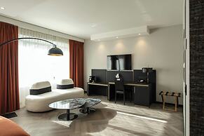 Hyllit Hotel