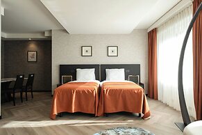 Hyllit Hotel