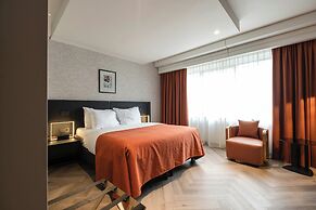 Hyllit Hotel
