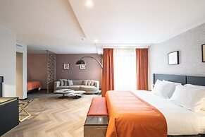Hyllit Hotel