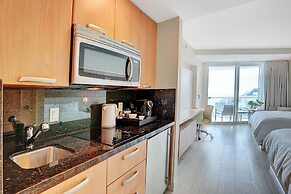 Beach House Fort Lauderdale, A Hilton Resort