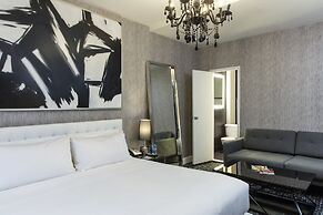 Square Hotel at Times Square