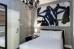 Square Hotel at Times Square