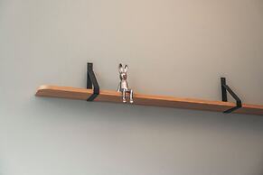 HOP Apartments & Suites