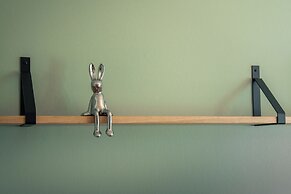 HOP Apartments & Suites