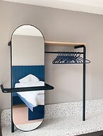 HOP Apartments & Suites