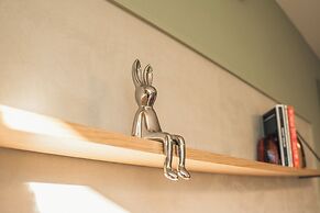 HOP Apartments & Suites