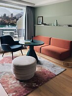 HOP Apartments & Suites