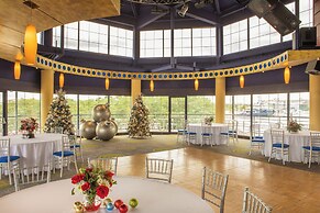 Pier 5 Hotel Baltimore