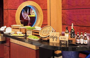 Pier 5 Hotel Baltimore