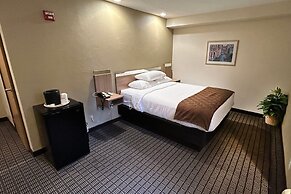 Travelodge by Wyndham Arlington/Dallas Area