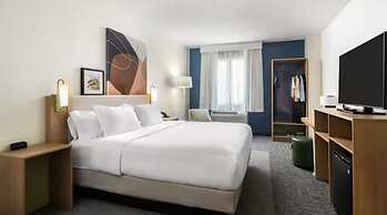 Spark by Hilton Wytheville East Main Street