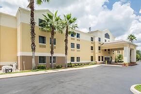 Comfort Inn & Suites DeLand - near University