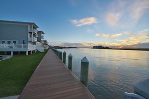 Comfort Suites Chincoteague Island Bayfront Resort