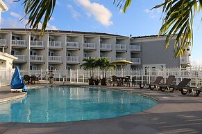 Comfort Suites Chincoteague Island Bayfront Resort