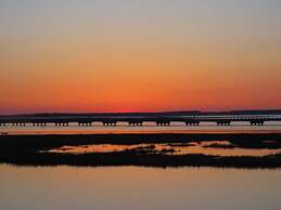 Comfort Suites Chincoteague Island Bayfront Resort