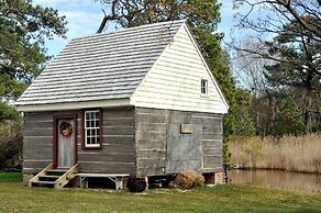 Comfort Suites Chincoteague Island Bayfront Resort