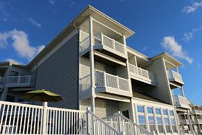 Comfort Suites Chincoteague Island Bayfront Resort