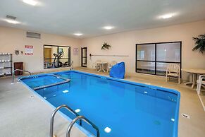 Quality Inn I-70 Near Kansas Speedway