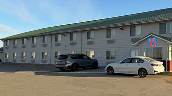 Motel 6 North Sioux City, SD – I-29 North