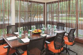 DoubleTree by Hilton Hotel Boston Bayside