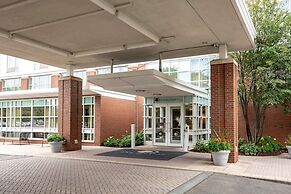 DoubleTree by Hilton Hotel Boston Bayside