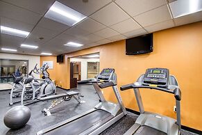 Comfort Suites Milwaukee Airport