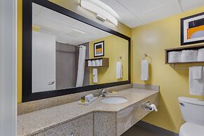 Best Western Plus Suites-Greenville