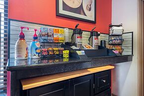 Best Western Plus Suites-Greenville