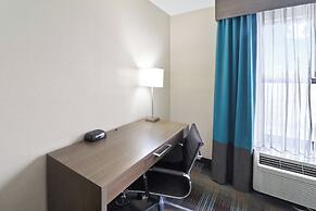 Comfort Inn Dunn near I-95