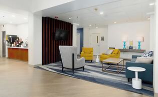 Comfort Suites Springfield-Eugene