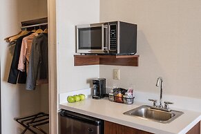 Comfort Suites Springfield-Eugene