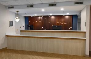 Comfort Suites Springfield-Eugene