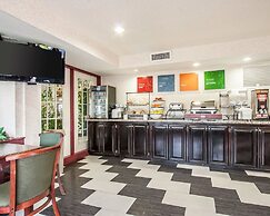 Quality Inn Edmund Pettus Bridge Area