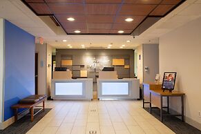 Holiday Inn Express & Suites Dayton-Huber Heights, an IHG Hotel