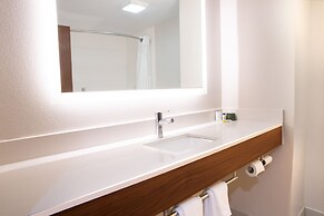 Holiday Inn Express & Suites Dayton-Huber Heights by IHG