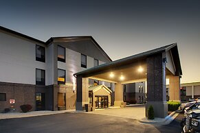 Holiday Inn Express & Suites Lebanon by IHG