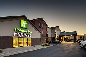 Holiday Inn Express & Suites Lebanon, an IHG Hotel