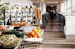 Leonardo City Tower Hotel Tel Aviv