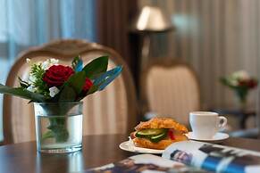 Leonardo City Tower Hotel Tel Aviv