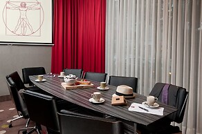 Leonardo City Tower Hotel Tel Aviv