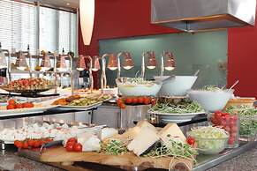 Leonardo City Tower Hotel Tel Aviv