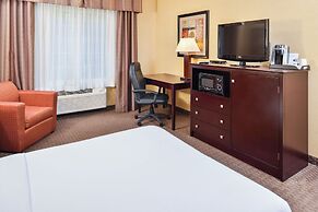 Holiday Inn Express Hotel & Suites Portland-Jantzen Beach, an IHG Hote