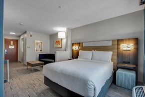 Holiday Inn Express Hotel & Suites Portland-Jantzen Beach by IHG