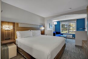 Holiday Inn Express Hotel & Suites Portland-Jantzen Beach by IHG