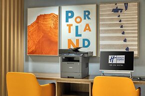 Holiday Inn Express Hotel & Suites Portland-Jantzen Beach by IHG