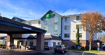 Holiday Inn Express Hotel & Suites Portland-Jantzen Beach by IHG