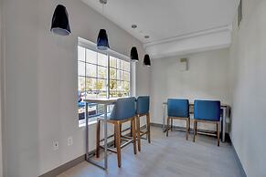 Holiday Inn Express Hotel & Suites Portland-Jantzen Beach by IHG