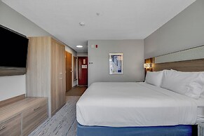 Holiday Inn Express Hotel & Suites Portland-Jantzen Beach by IHG