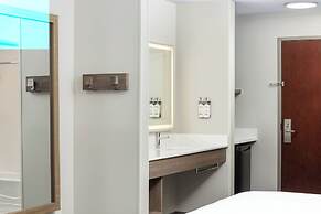 Holiday Inn Express Hotel & Suites Portland-Jantzen Beach by IHG